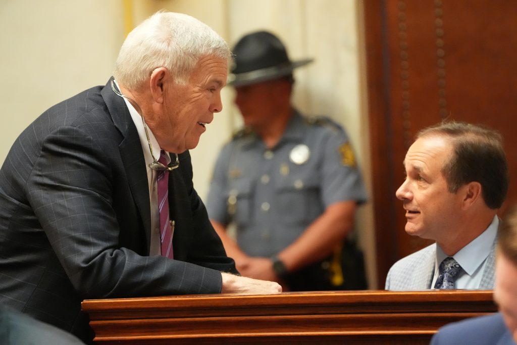 Sens Sullivan and Petty talk in the Senate chamber