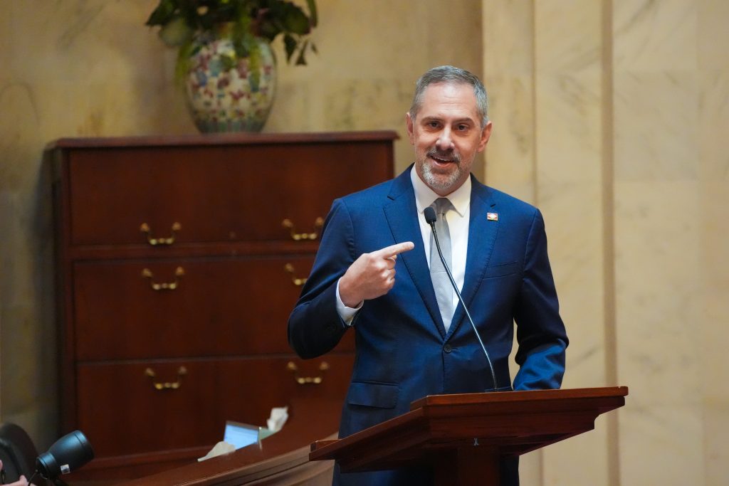 Senator Leding speaks from the Well in the Senate chamber